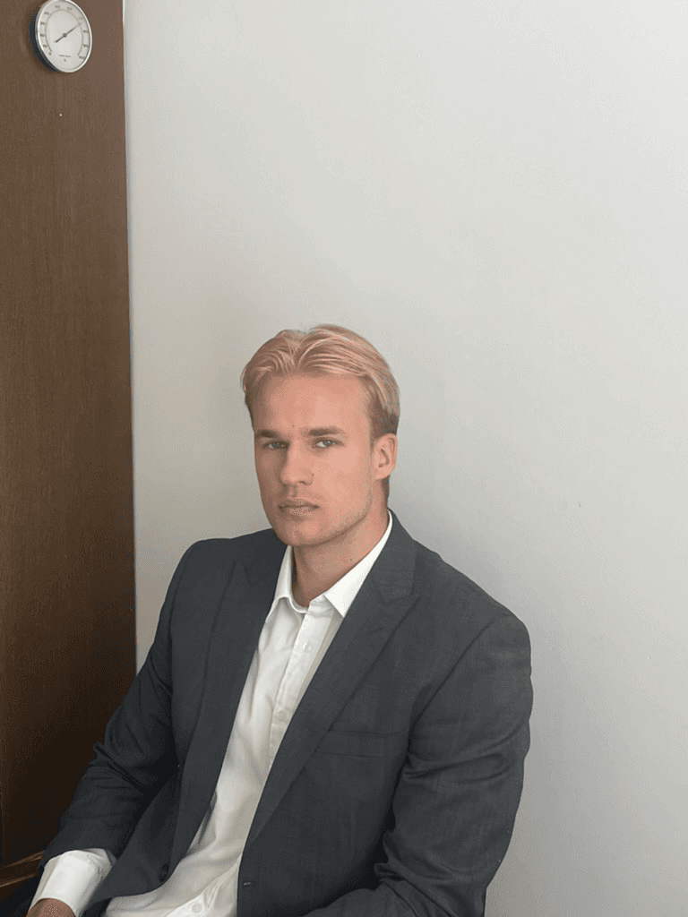 Portrait of Lauri
